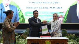 Sudaryono dalam kegiatan pisah sambut Wakil Menteri Pertanian Harvick Hasnul Qolbi kepada Sudaryono di Auditorium Utama Kementan, Jumat, 19 Juli 2024. (Dok. pertanian.go.id)