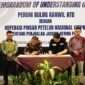 MoU antara Bulog Wilayah NTB dengan peternak rakyat yang tergabung dalam Pinsar Petelur Nasional (PPN) pada Senin (22/7/2024) di Mataram, Nusa Tenggara Barat. (Dok. Tim Komunikasi Bapanas)