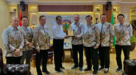 Paguyuban Sosial Marga Tionghoa Indonesia (PSMTI) mengadakan audiensi dengan Menteri Pertanian RI Andi Amran Sulaiman di Kantor Pusat Kementerian Pertanian, Pasar Minggu, Jakarta Selatan, Kamis (8/8/2024). (Dok. PSMTI)