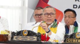 Menteri Koordinator Bidang Pangan, Zulkifli Hasan saat Rapat Koordinasi Bidang Pangan yang digelar di Medan, Sumatera Utara pada Selasa (21/1/2025). (Dok. Badan Pangan Nasional)