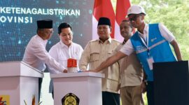 Presiden RI Prabowo Subianto saat meresmikan 37 proyek ketenagalistrikan nasional yang tersebar di 18 provinsi. (Dok. Tim Media Prabowo)