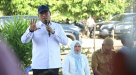 Wakil Menteri Pertanian Sudaryono, usai meninjau panen raya di Kabupaten Ogan Ilir, Sumatera Selatan, Senin (13/1/2025). (Dok. Kementerian Pertanian)