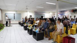 Menteri Perdagangan, Zulkifli Hasan mengunjungi Pabrik PT JAPFA Comfeed, Cheil Jedang, dan PT Indofood CBP Sukses Makmur di Lampung Selatan. (Dok. kemendag.go.id)